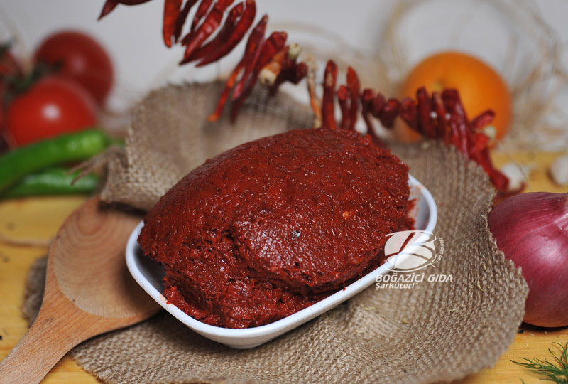 Kaynamış Biber Salçası